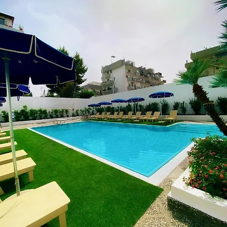 Vittoria Parc Hotel 4*