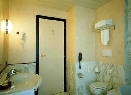 Vittoria Parc 4* Bari