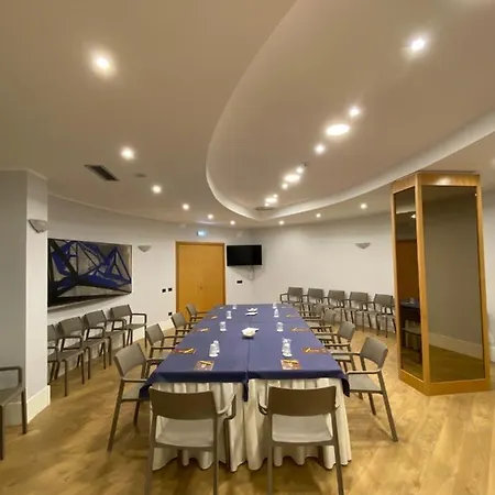 维多利亚公园酒店 巴里