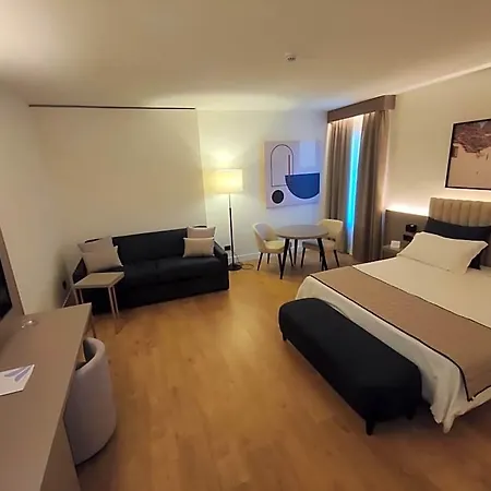 Vittoria Parc 4* Bari